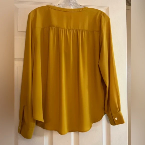 Loft/women’s, yellow/orange, LS, M/Petites - Picture 2 of 5